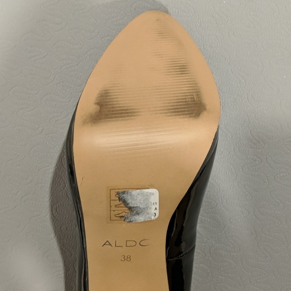 Aldo Black Patent Platform Pumps Size 8 US - Picture 4 of 4